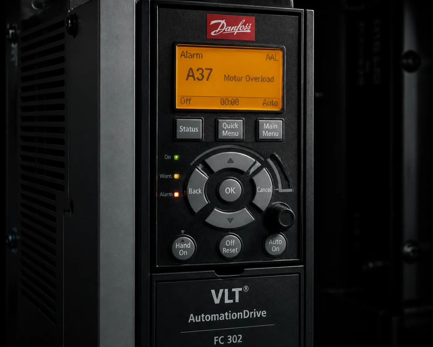 Панель управления LCP Danfoss FC302 с дисплеем alarm-кодов